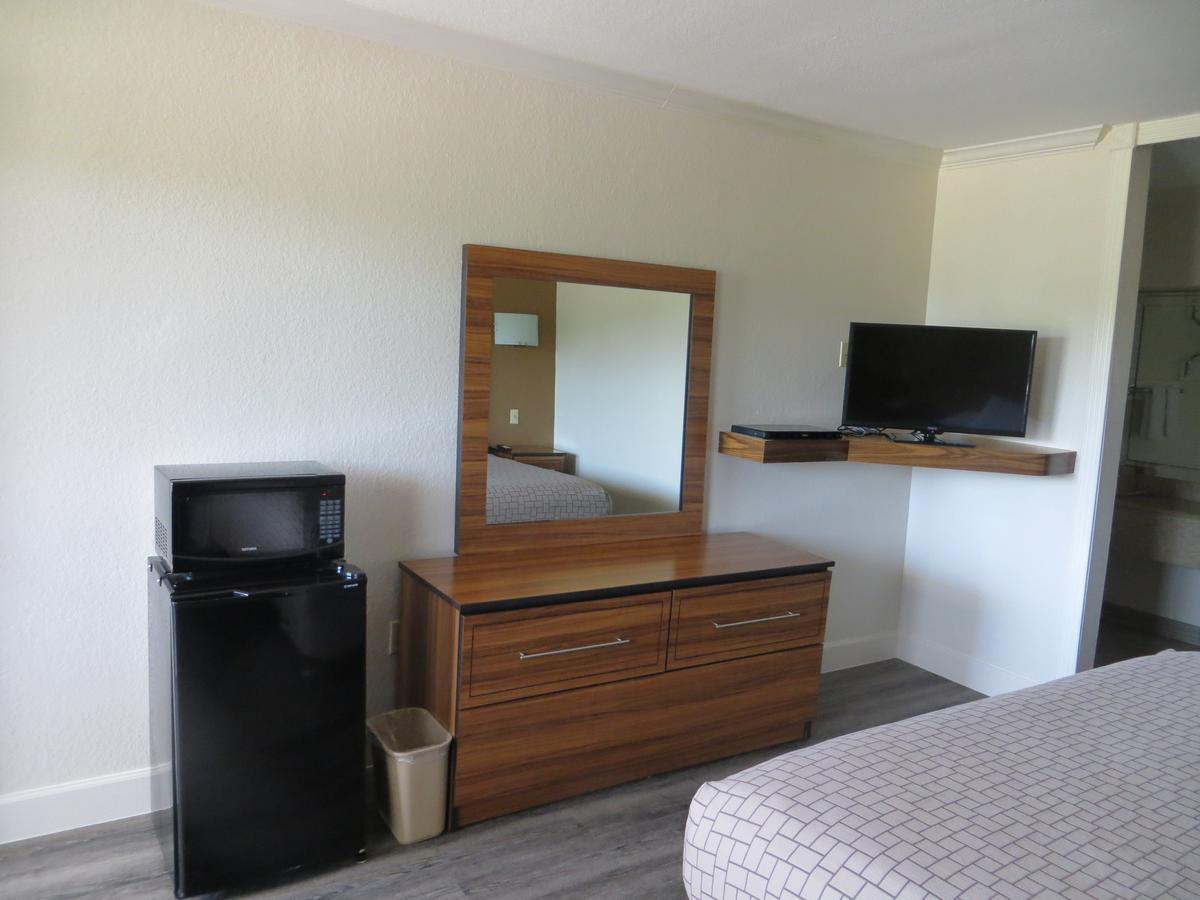 Palace Inn South Wayside Houston Bagian luar foto